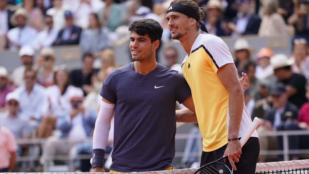 Carlos Alcaraz defeated Alexander Zverev