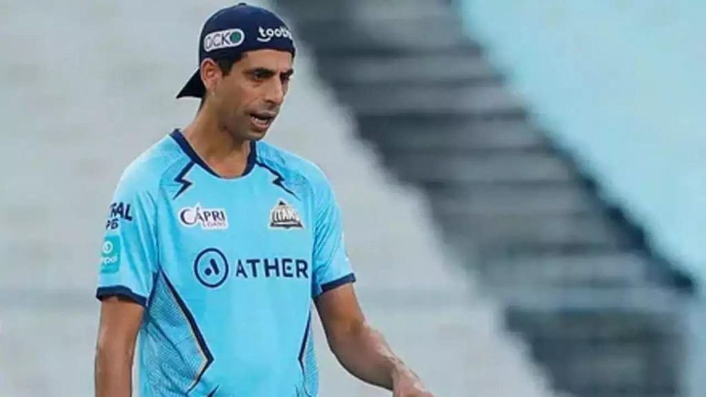 IPL 2025: गुजरात टाइटंस से अलग हो सकते है आशीष नेहरा, यह दिग्गज बन सकता है टीम का अगला कोच