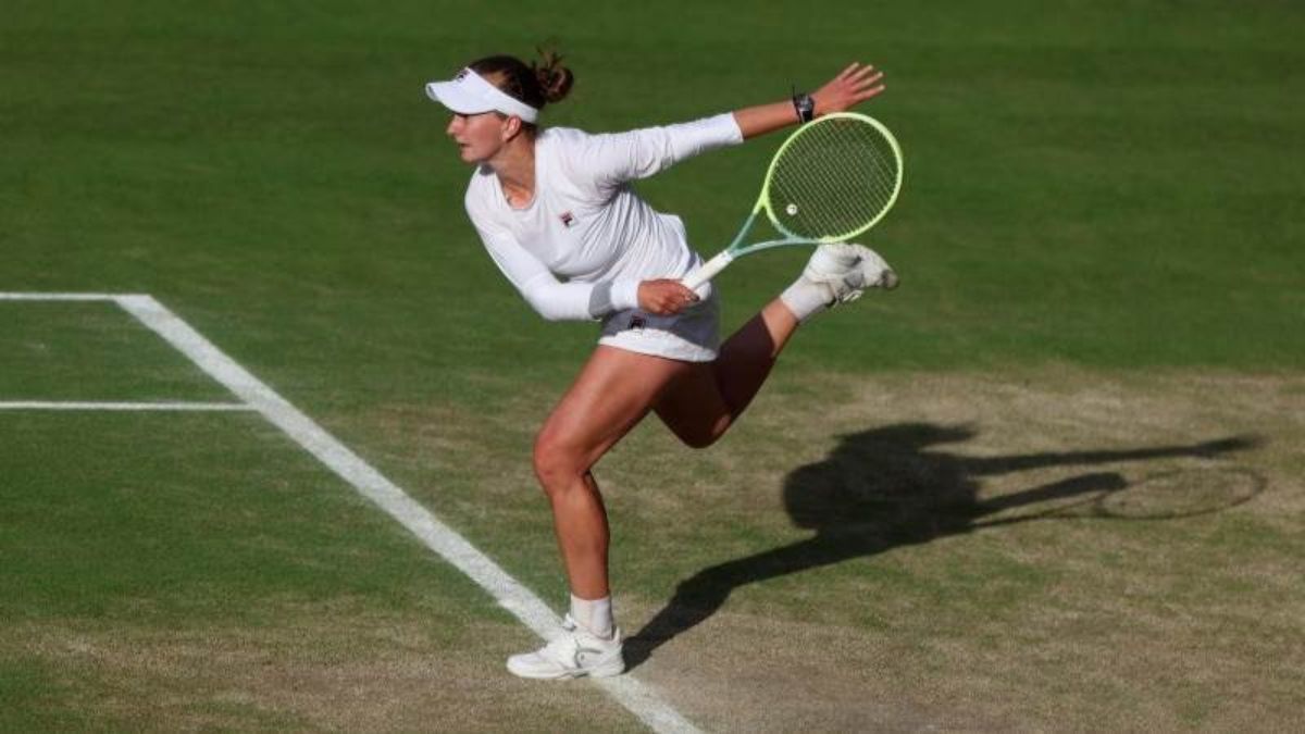 Barbora Krejcikova defeated Elena Rybakina