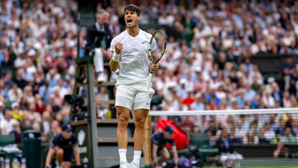Wimbledon 2024: डिफेंडिंग चैंपियन अल्काराज ने खिताब के लिए बढ़ाए कदम, क्वार्टर फाइनल में जगह बनाई, जानिए वीमेंस कैटेगरी में क्या हुआ?