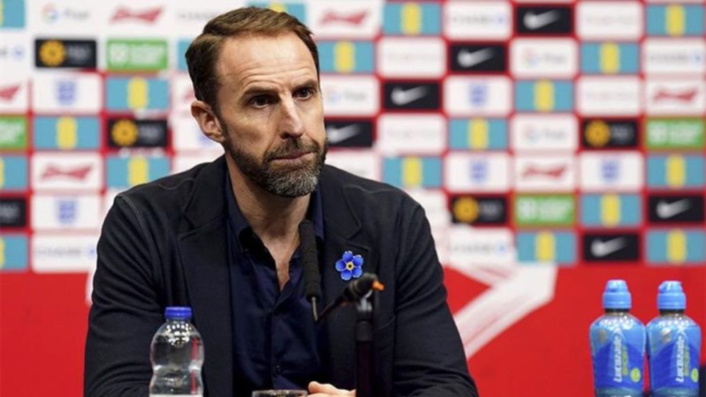 EURO 2024: यूरो कप 2024 में फाइनल में हार के बाद इंग्लैंड को लगा बड़ा झटका, कोच गैरेथ साउथगेट ने छोड़ा साथ