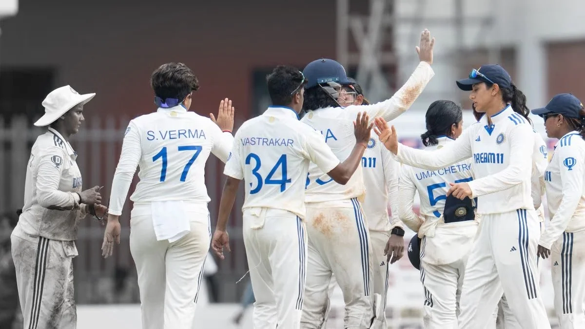 INDW Vs SAW Test Match 2024: भारतीय महिला टीम ने भी लहराया परचम, साउथ अफ्रीका महिला टीम को 10 विकेट से हराकर सीरीज पर किया कब्जा 