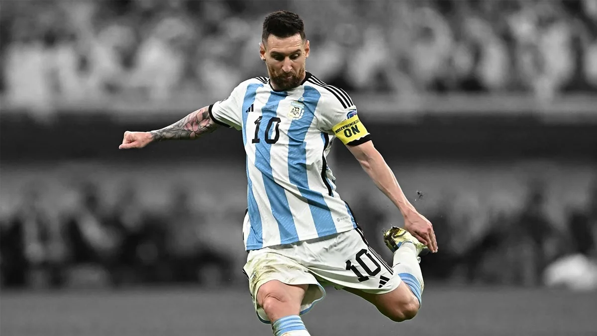 Paris Olympics Lionel Messi:पेरिस ओलंपिक से पहले फैंस के लिए बुरी खबर, इस दिग्गज फुटबॉल खिलाड़ी को टीम में नही मिली जगह