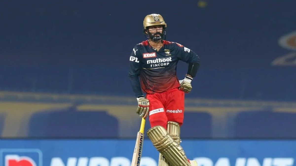 IPL 2025: संन्यास के बाद दिनेश कार्तिक की बेंगलुरु की टीम में हुई वापसी, बने टीम के बल्लेबाजी कोच और मेंटॉर dinesh kartik