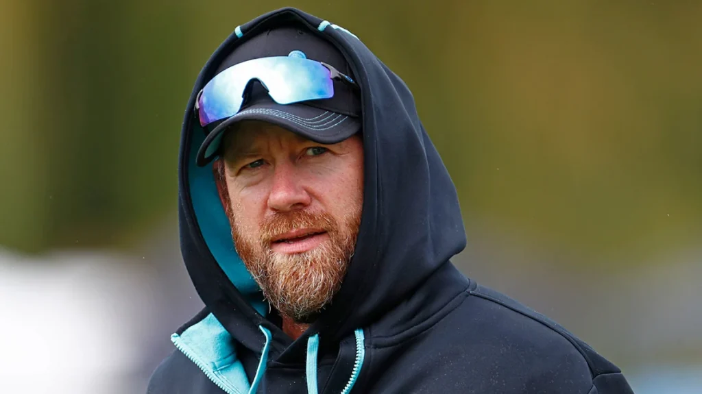 Jacob Oram appointed New Zealand bowling coach for Test series in India