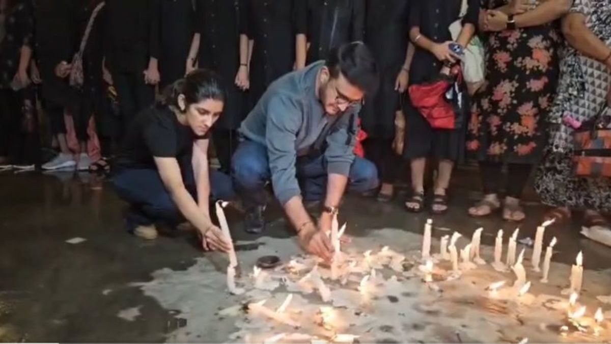 Kolkata Rape Case: परिवार संग कोलकाता रेप केस प्रोटेस्ट में शामिल हुए भारतीय दिग्गज सौरव गांगुली, बेटी सना ने कही दिल छू लेने वाली बात 
