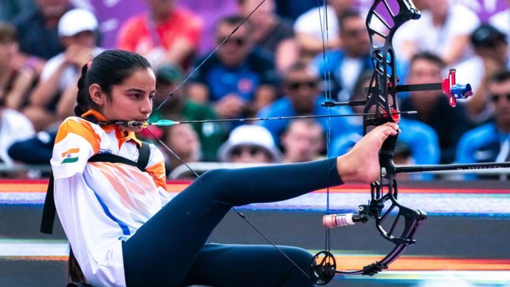 Sheetal Devi: जानिए कौन है भारतीय महिला तीरंदाज शीतल देवी, जो बिना हाथों के लगाती है स्वर्ण पदक निशाना ? Sheetal Devi: जानिए कौन है भारतीय महिला तीरंदाज शीतल देवी, जो बिना हाथों के लगाती है स्वर्ण पदक निशाना ?