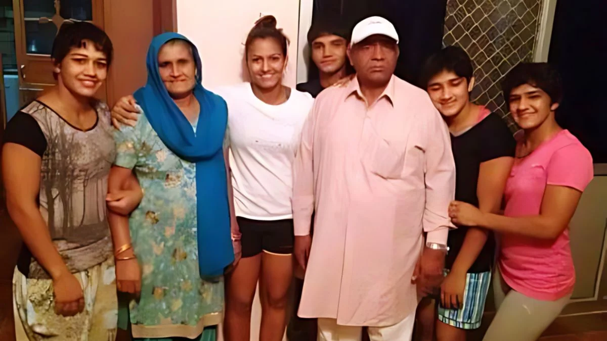 Vinesh Phogat's Love Story is Quite Romantic, Know When and With Whom She Got Married and Why She Took 8 Rounds