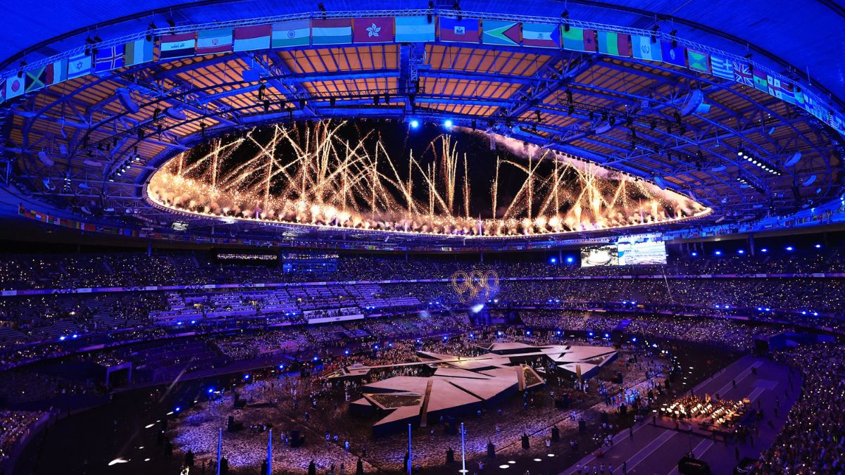 peris olympic closing ceremony