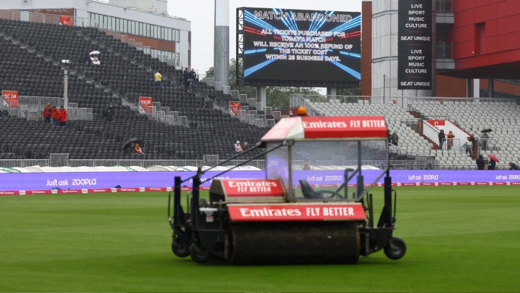 England vs Australia: इंग्लैंड और ऑस्ट्रेलिया के बीच तीसरा टी20 मुकाबला बारिश की वजह से हुआ रद्द, सीरीज 1-1 की बराबरी पर