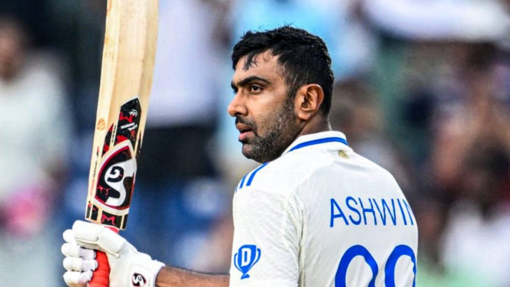 IND vs BAN 1st Test: अश्विन ने 8वें नंबर पर बल्लेबाजी करके जड़ा शतक, टूटा कामरान अकमल और जेसन होल्डर का बड़ा रिकॉर्ड Ravichandran Ashwin created history in Test cricket by scoring a century in IND vs BAN 1st Test