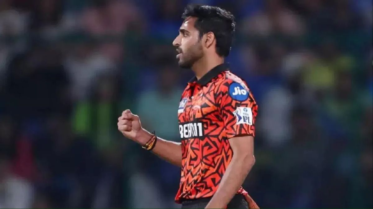 Top 5 Bowlers Who Have Bowled Most Dot Balls In IPL History