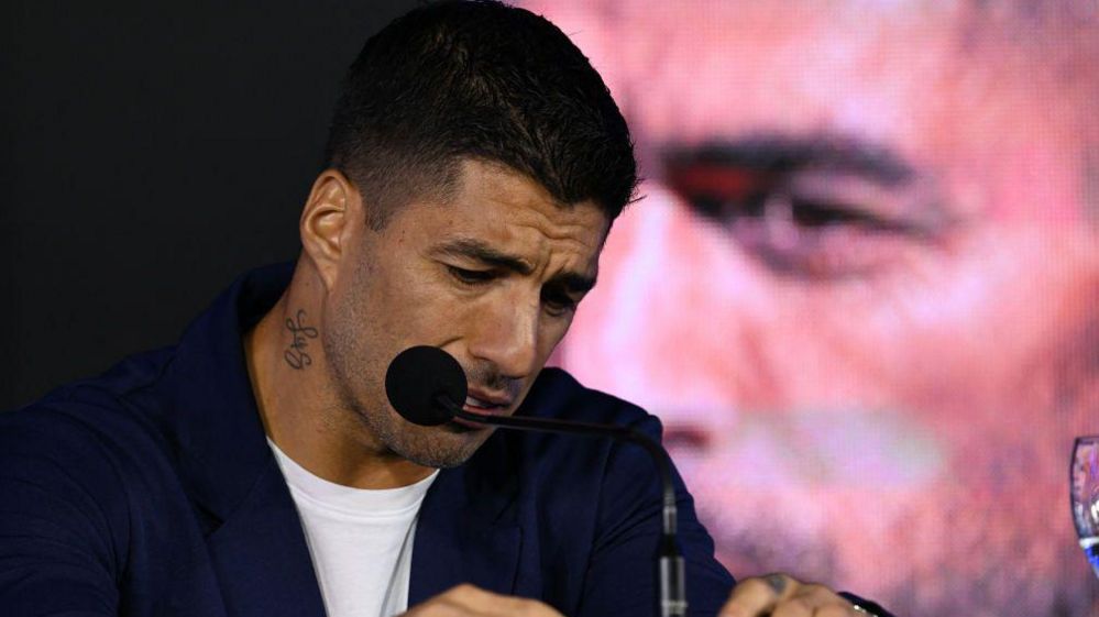 Uruguay Star Luis Suarez Announces Retirement From International Football