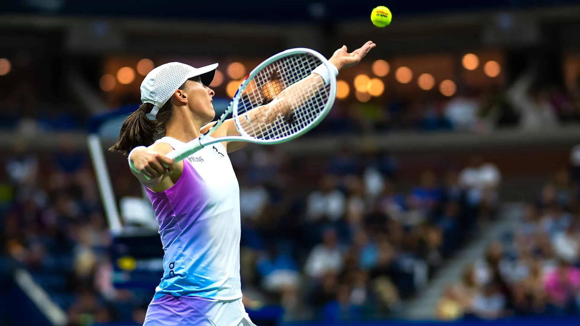 Iga Swiatek becomes just the seventh player to record multiple 50-week stints as WTA No. 1