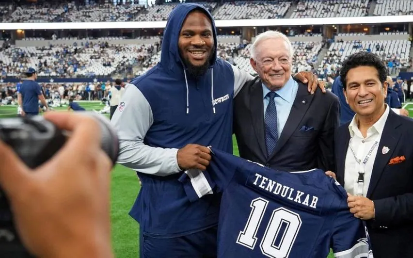 Sachin Tendulkar honored by the Dallas Cowboys in NFL