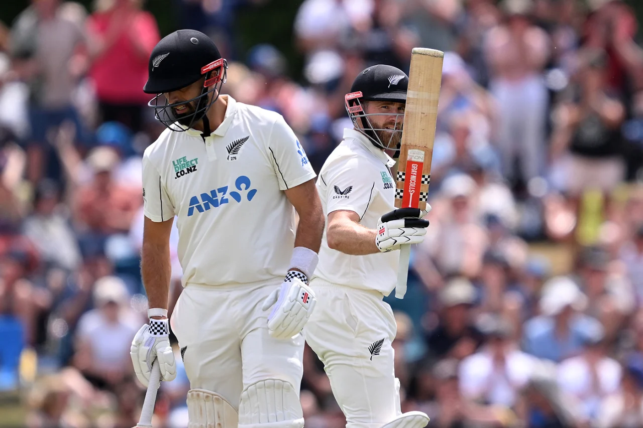 Kane Williamson - Daryll Mitchell