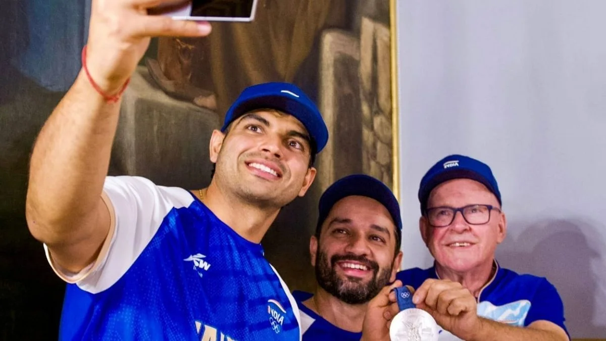 Klaus Bartonietz and Neeraj Chopra 
