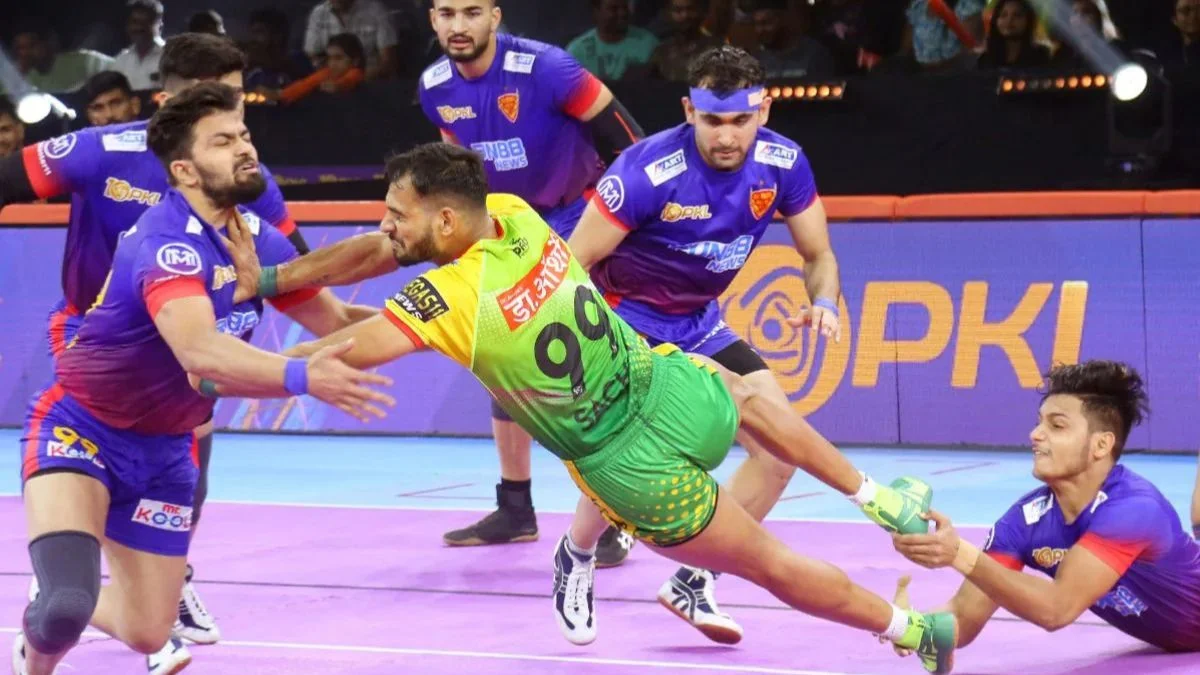 Patna Pirates and Dabang Delhi 