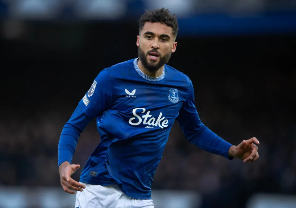 डोमिनिक कैल्वर्ट-लुइन फिर हुए चोटिल, एवर्टन ने तेज की नए स्ट्राइकर की तलाश Everton's Dominic Calvert-Lewin Out with Hamstring Injury