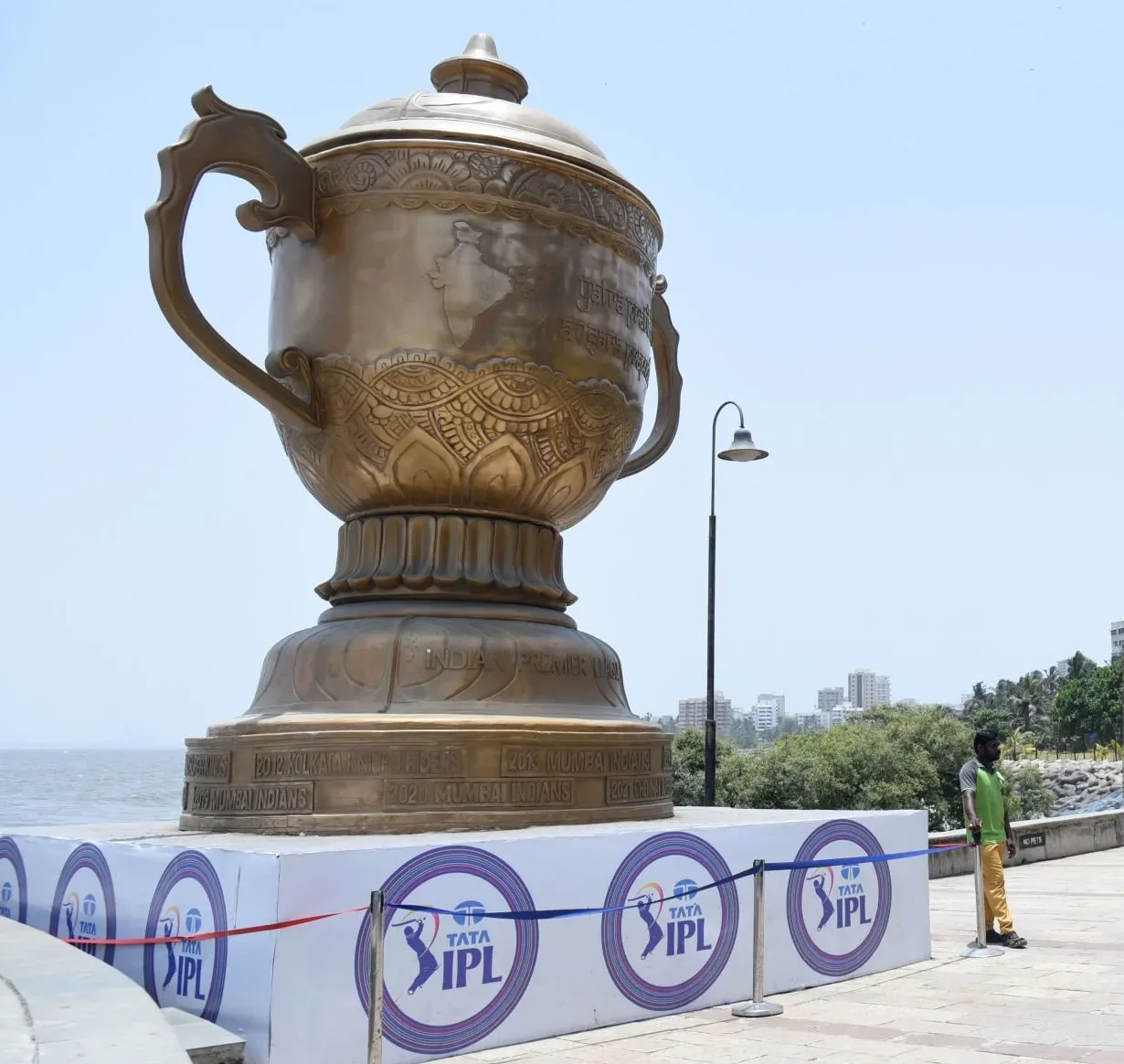 IPL 2025 शुरू होने की तारीख हुई घोषित, अरुण धूमल ने बताया कब खेला जाएगा पहला मुकाबला IPL Trophy