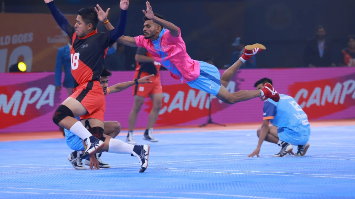 Indian men kho kho team