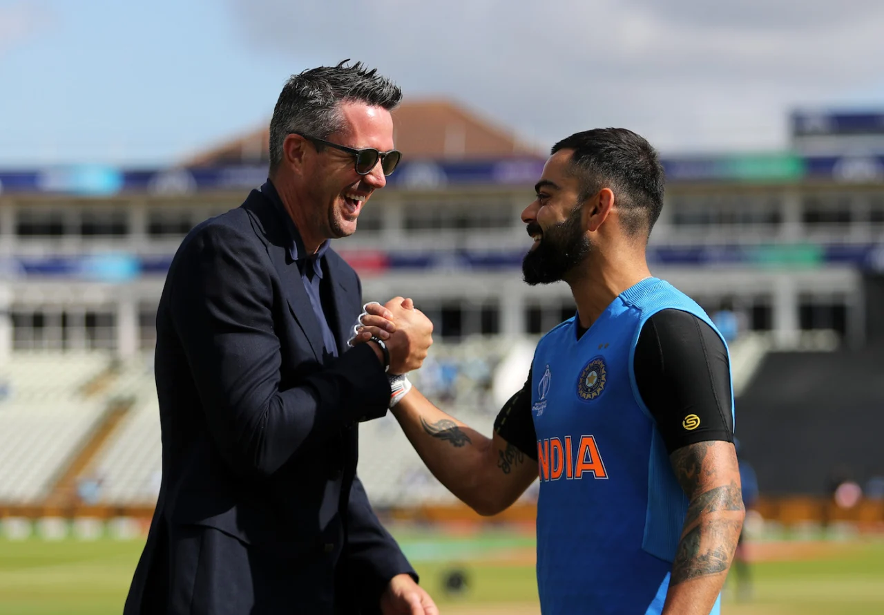 Kevin Pietersen with Virat Kohli