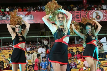 How to become a cheer leader