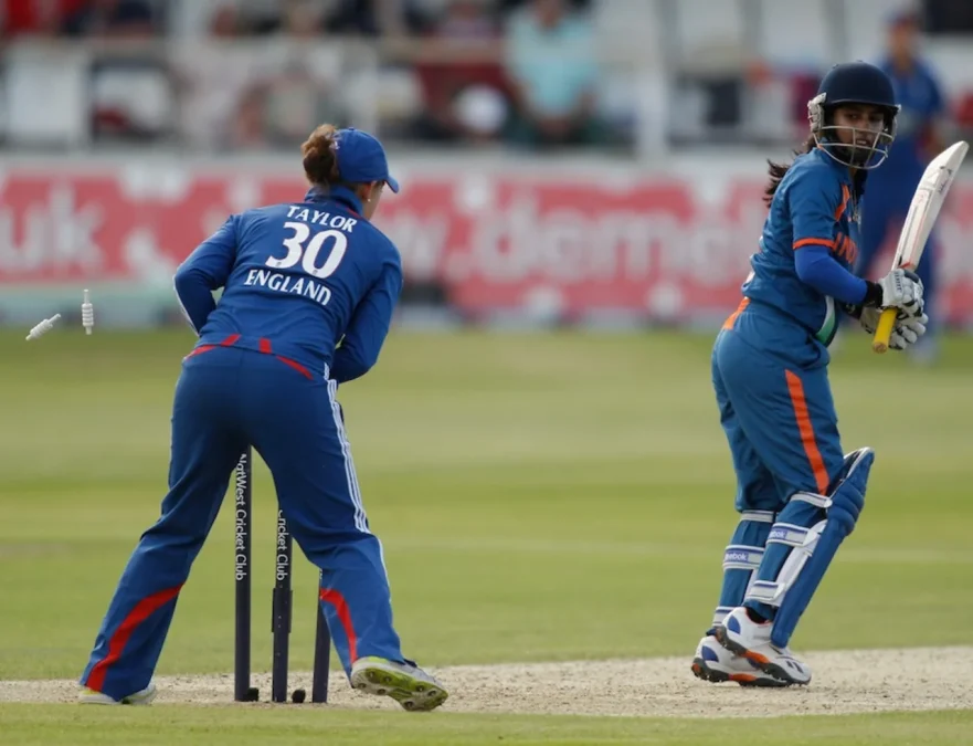 Mithali Raj was stumped by Sarah Taylor, England Women v India Women, 1st Twenty20, Canterbury