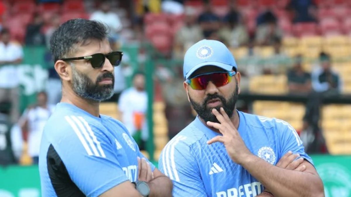 Abhishek Nayar with Rohit Sharma