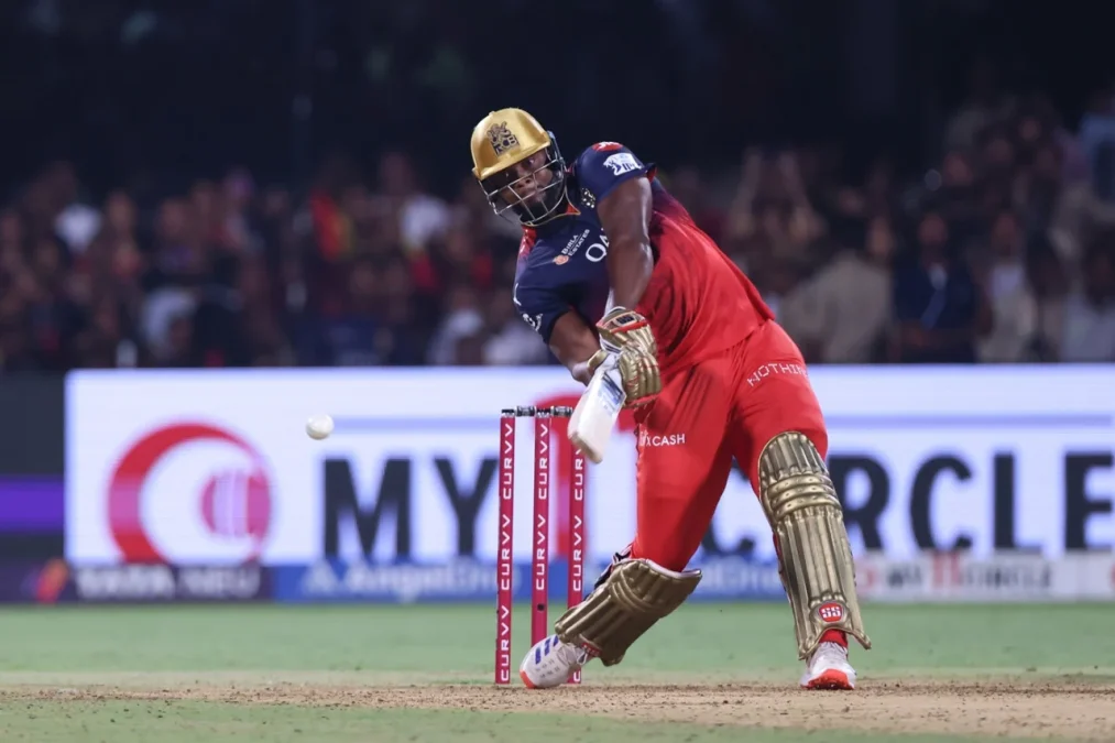 CSK vs RCB, Virat-Shepherd's storm blew away Chennai's plans, Bangalore scored 213 runs