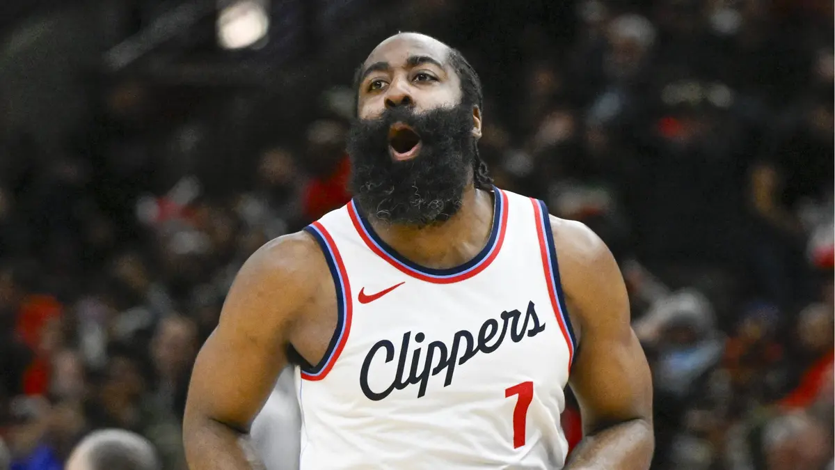 NBA 2025-26: जेम्स हार्डन ने लॉस एंजेलिस क्लिपर्स के साथ किया $81.5 मिलियन का नया करार, दोबारा मिली All-NBA में जगह James Harden will return to the Clippers after spending the past two seasons there.