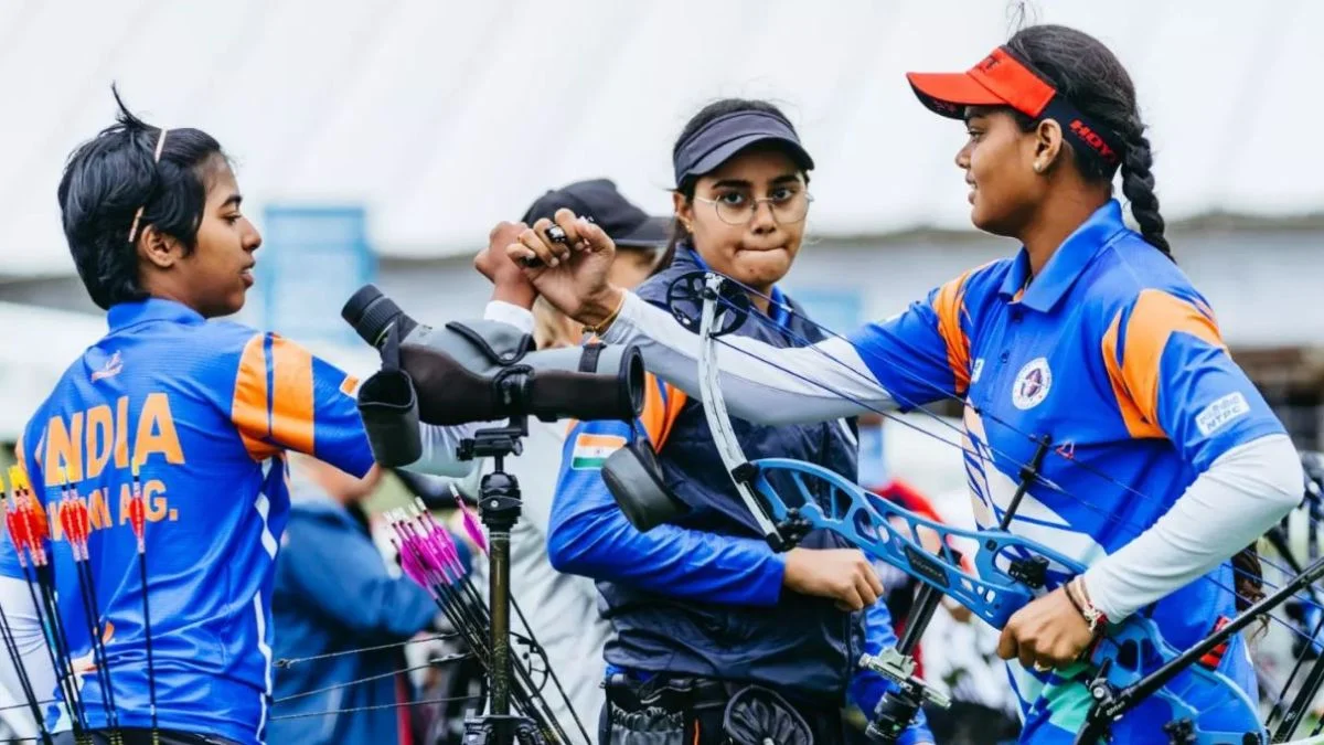 Indian women compound team