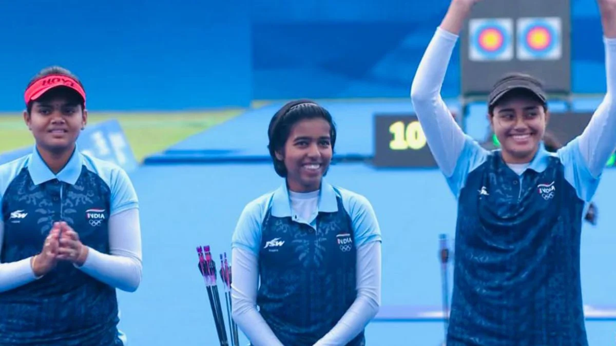 Indian women compound team