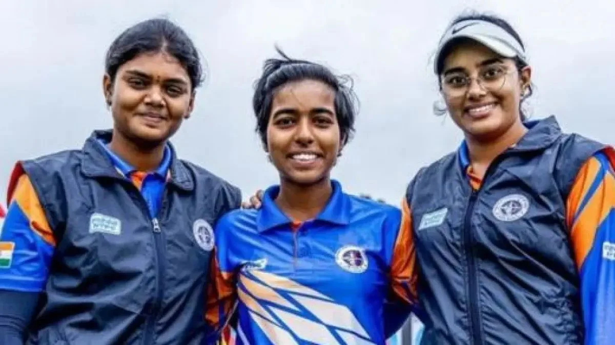 Indian women compound team