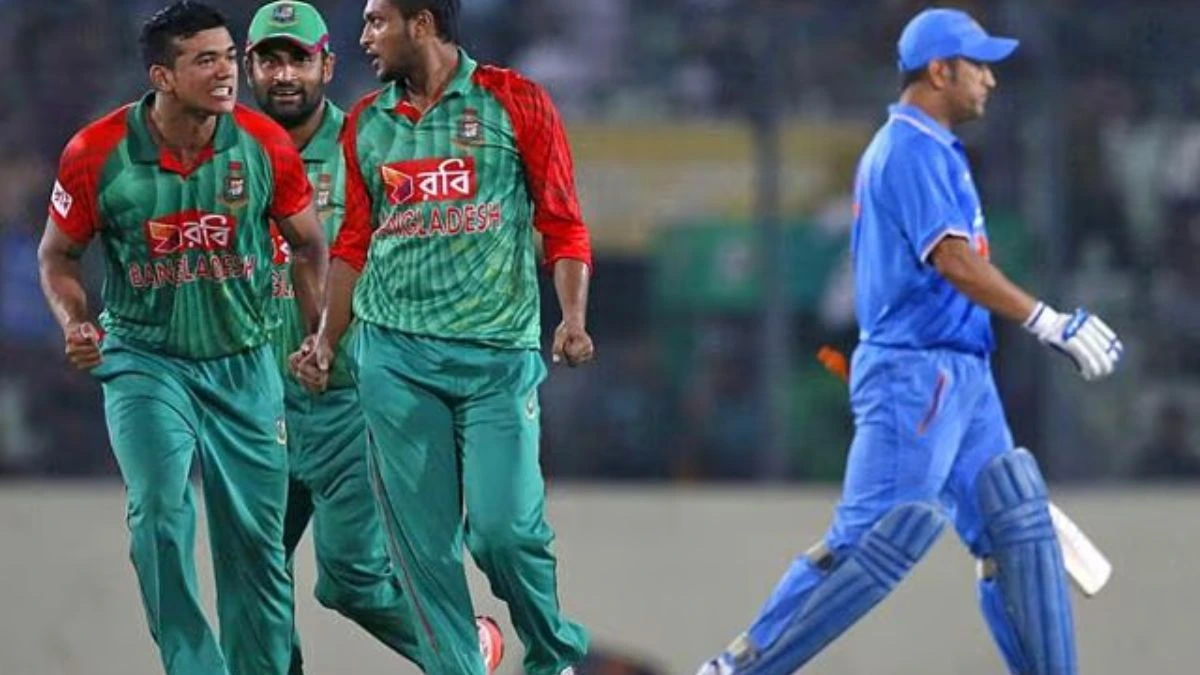 Taskin Ahmed and ms dhoni