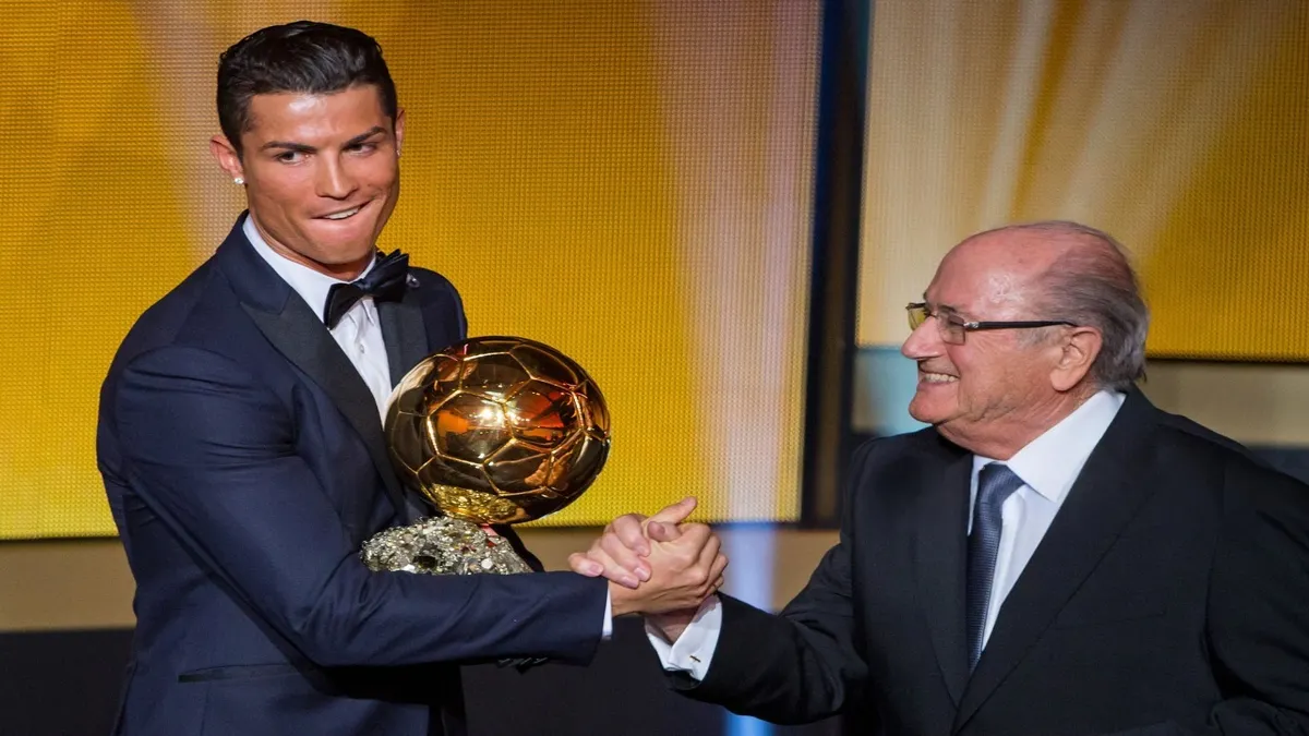 7 मौके जब क्रिस्टियानो रोनाल्डो ने बैलन डी’ऑर अवॉर्ड पर साधा निशाना Ronaldo Criticism Ballon d'Or