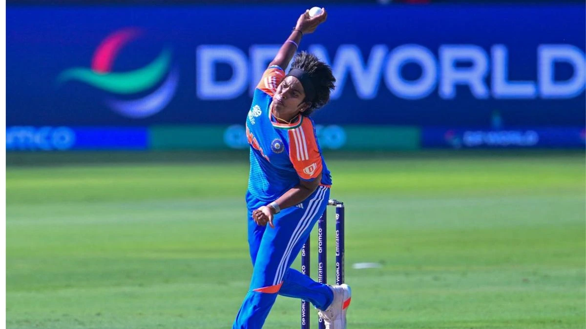 वार्म अप मैच में चोटिल हुई भारतीय महिला टीम की तेज गेंदबाज Indian women's team fast bowler injured in warm up match