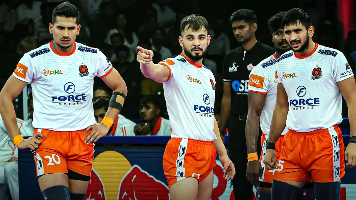 PKL 2025: Puneri Paltan ने U Mumba के खिलाफ दर्ज की 40-22 से बड़ी जीत, Stuart Singh और डिफेंस का दमदार प्रदर्शन PKL 2025: Puneri Paltan ने U Mumba के खिलाफ दर्ज की 40-22 से बड़ी जीत, Stuart Singh और डिफेंस का दमदार प्रदर्शन