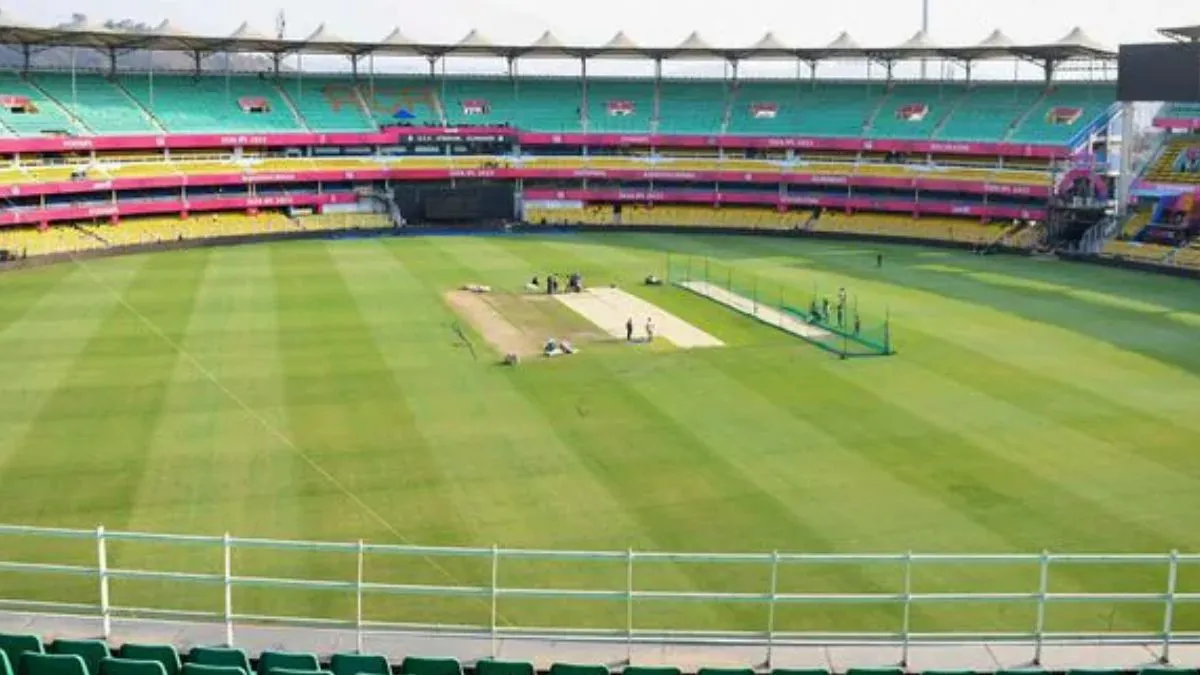 Womens World Cup 2025: स्पिनर्स का साम्राज्य या पेसर्स की स्विंग? बरसापारा की पिच का पूरा हाल जानिए Barsapara Cricket Stadium Pitch