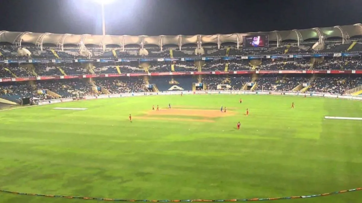 IND W vs SA W फाइनल मुकाबले से पहले बड़ा सवाल, क्या पिच पर बरसेंगे रन या लगेगी विकेटों की झड़ी? DY Patil Pitch Report