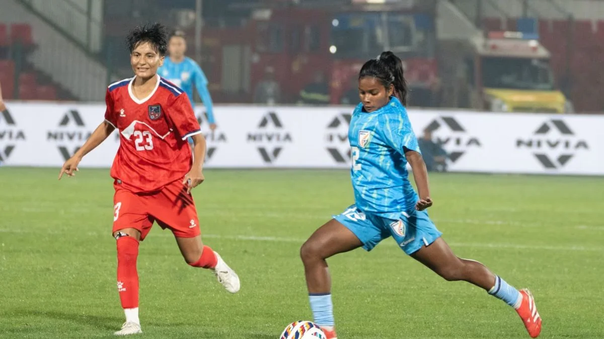 Football: भारतीय सीनियर महिला फुटबॉल टीम को नेपाल ने 2-1 से हराया, सबित्रा भंडारी ने दागे दो गोल Nepal defeats India