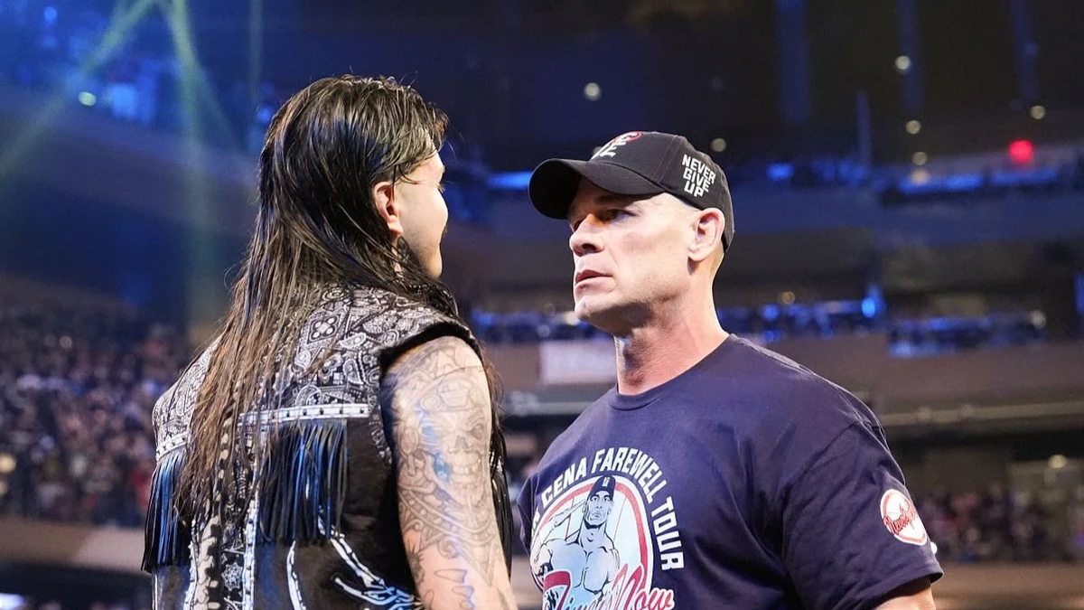 WWE Survivor Series 2025 में जॉन सीना का अंतिम मुकाबला किससे होगा? यहाँ जानिए John Cena confronts Dominik Mysterio during Monday Night RAW at Madison Square Garden on November 17, 2025 in New York City. (Photo by Rich Freeda/WWE via Getty Images)