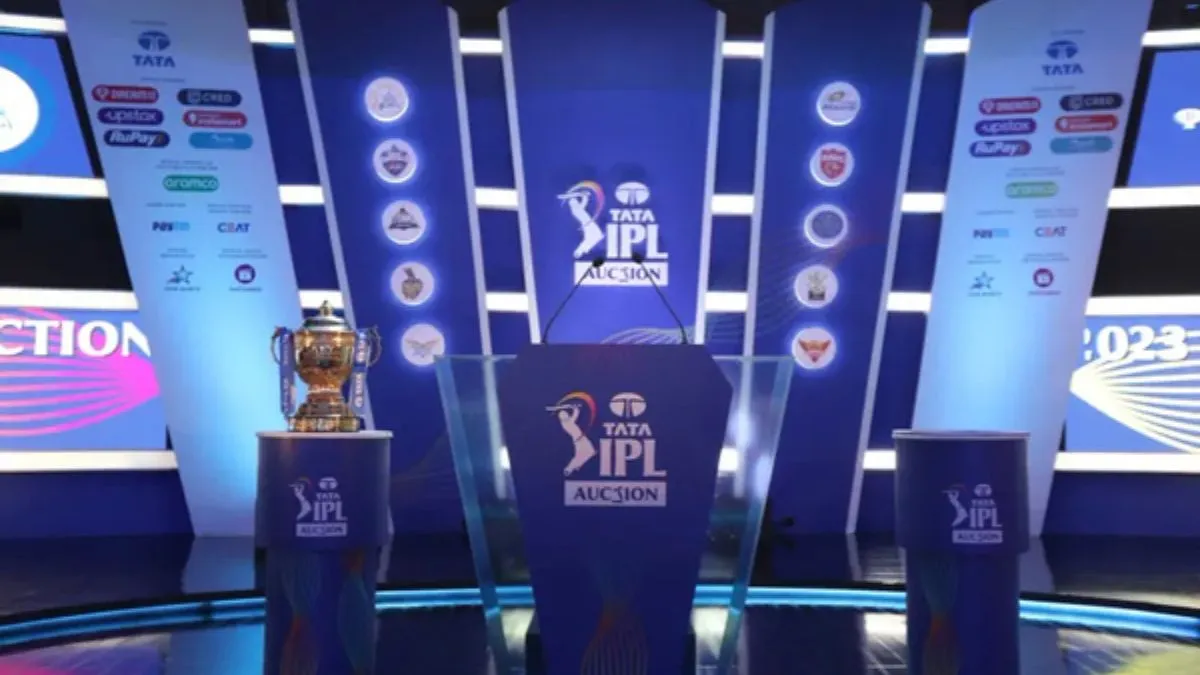 IPL 2026: मिनी ऑक्शन से पहले जानें किस टीम के पास कितना पर्स और कितने स्लॉट हैं खाली, सभी डिटेल IPL 2026 Auction: Total Purse, Remaining Slots Of All Teams
