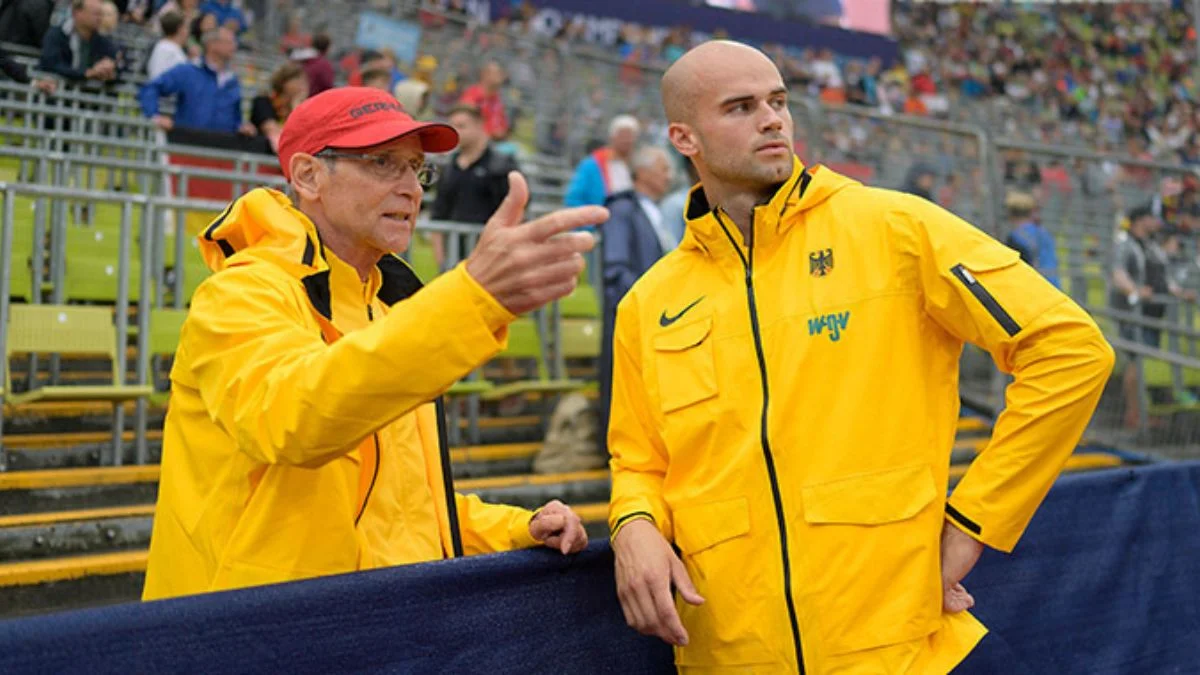 Burkhard Looks and Julian Weber