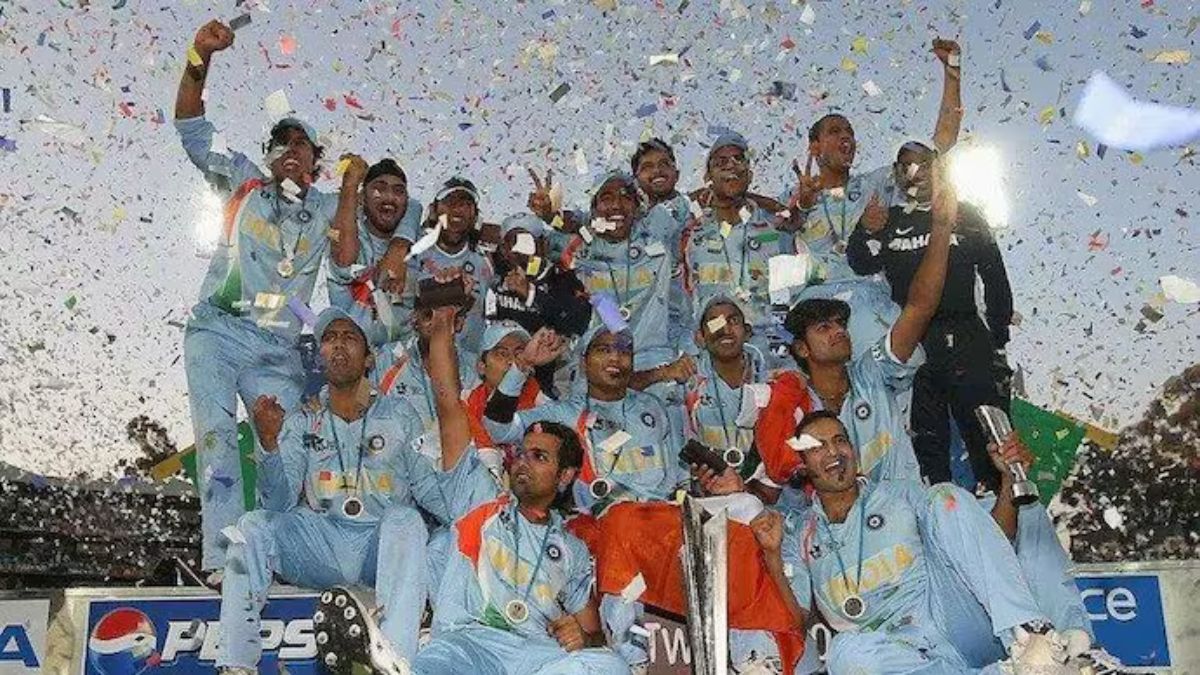 T20 World Cup trophy: किस धातु से बनी है T20 वर्ल्ड कप ट्रॉफी, जानिए इसकी कीमत, वजन और जयपुर से इसका कनेक्शन क्यों है खास India Win T20 World Cup trophy 2007