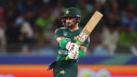 Eng Vs Pak: साहिबजादा फरहान के अर्धशतक के चलते पाकिस्तान ने बनाए 164 रन, इंग्लैंड को मिला 165 का लक्ष्य Eng Vs Pak 1st Innings Report T20 World Cup 2026