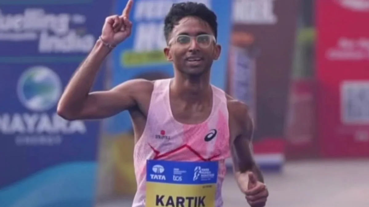 New Delhi Marathon: करकेरा और निर्मबेन ने जीती नई दिल्ली मैराथन, एशियाई खेलों के लिए किया क्वालिफाई Karthik Karkera