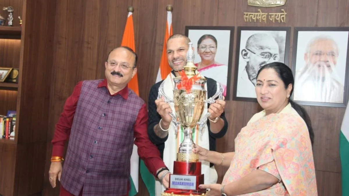 Shikhar Dhawan and Delhi CM rekha gupta 
