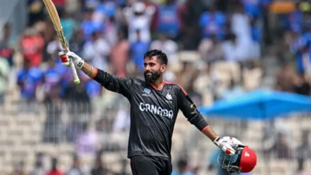 Yuvraj Samra Biography Age Height Teams Stats And Career