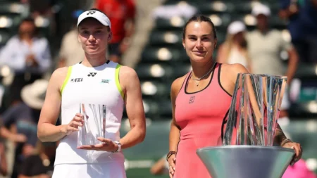 आर्यना सबालेंका ने जीता इंडियन वेल्स 2026 का खिताब, फाइनल में एलेना राइबाकिना को हराकर रचा इतिहास Aryna Sabalenka defeated Elena Rybakina in a thrilling final to win the Indian Wells 2026 title.